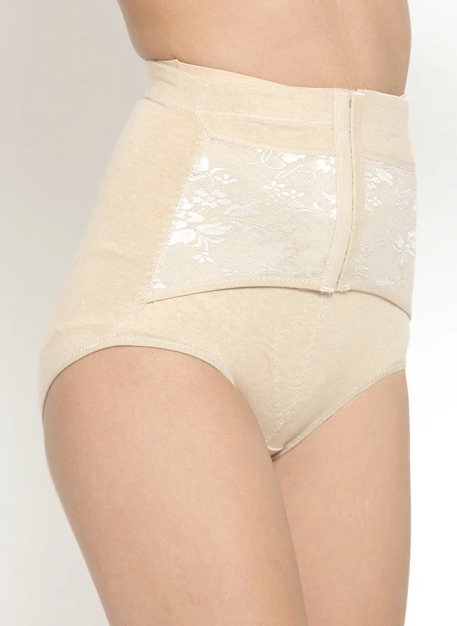 ليس اند مي  Laceandme Women Nude-Coloured Solid Shaper Brief 4393